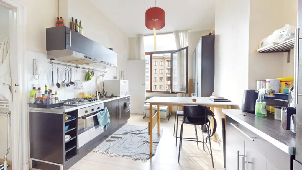 Cucina - Multi-Unit Building near Place Jourdan, Etterbeek