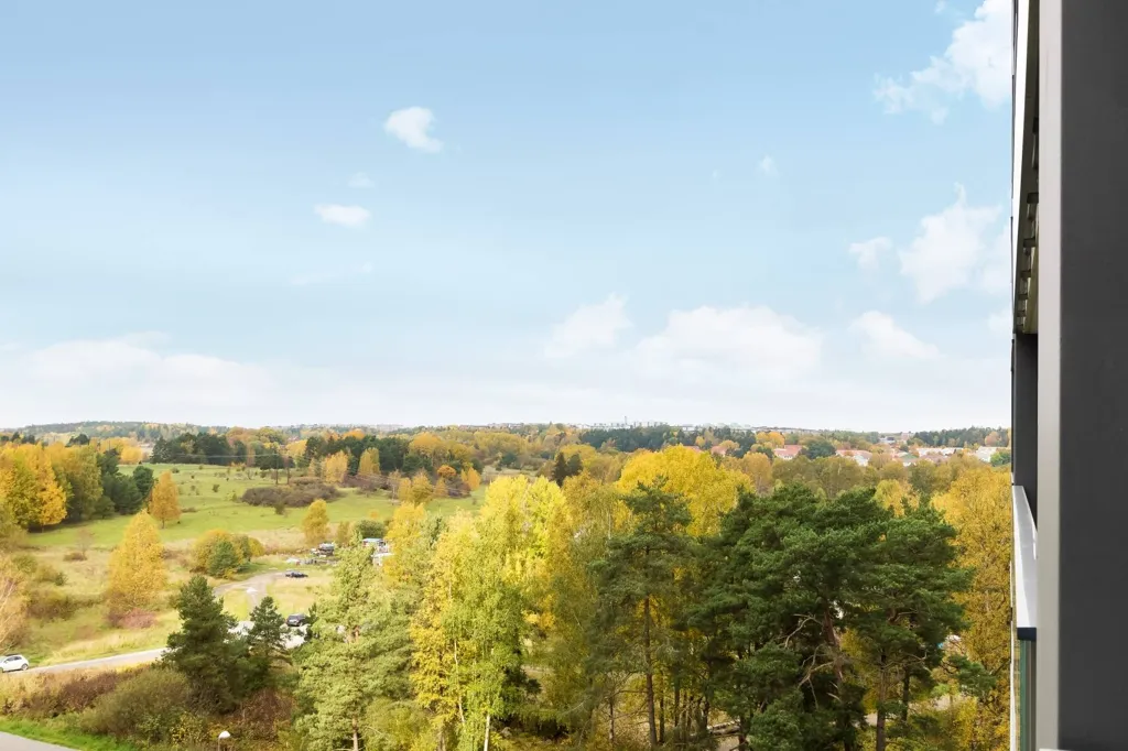 Balcon - Apartment with Large Balcony in Rinkeby