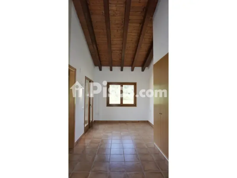 Pièces - Rustic Chalet with Garden in Santa Eulàlia de Riuprimer