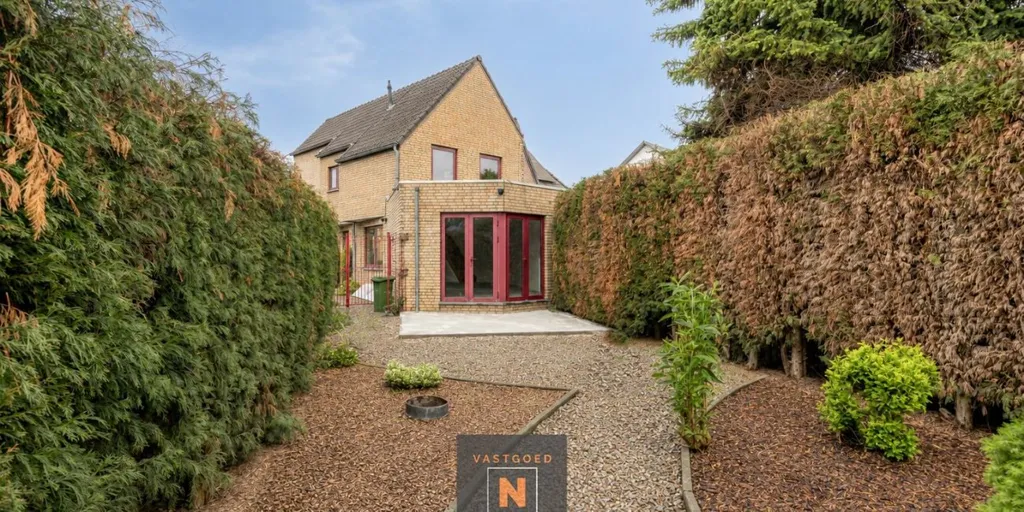 Giardino - Semi-Open House with Garden in Smeermaas, Lanaken