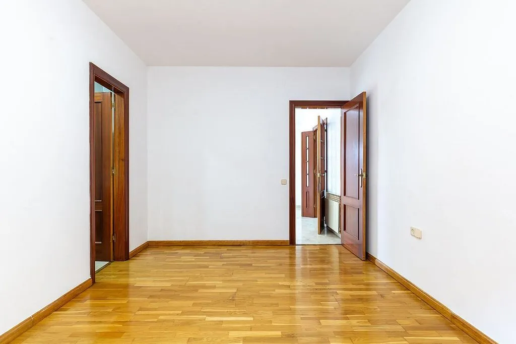 Pièces - Apartment with Terrace in Sant Just Desvern