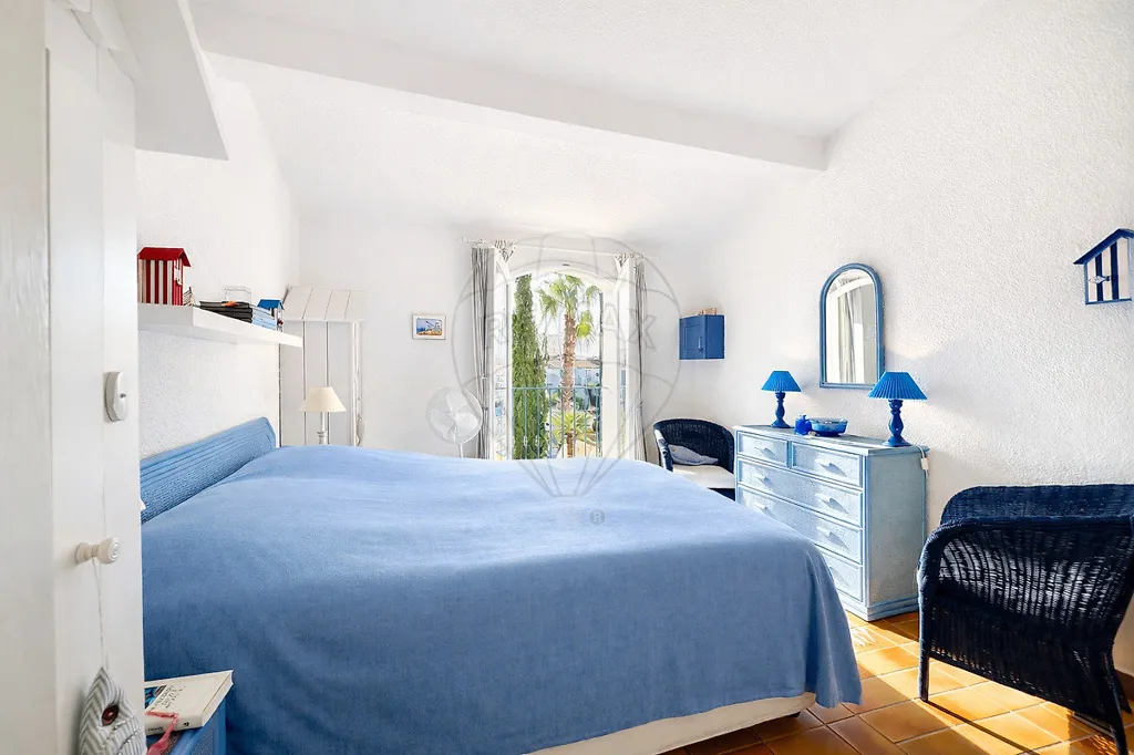 Magamistoad - Cassine House with Private Dock in Port Grimaud