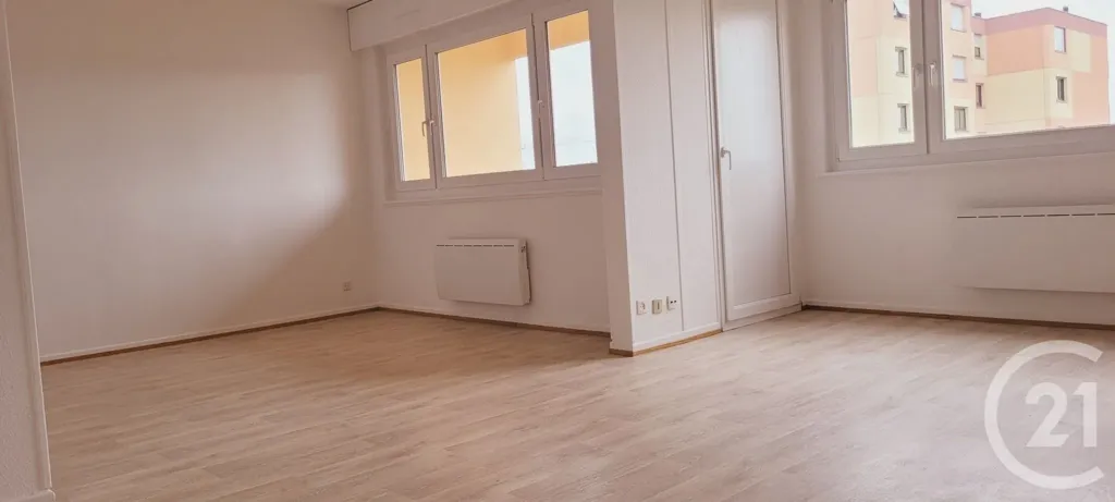 Pièces - Appartement F4 avec Terrasse à Bischheim