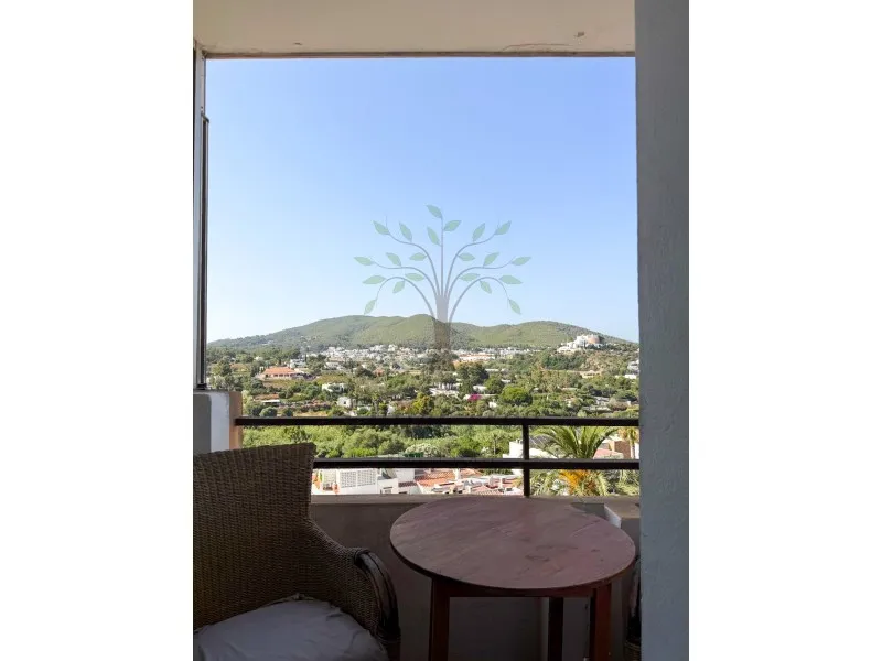 Rõdu - Spacious Apartment with Sea Views in Santa Eulalia