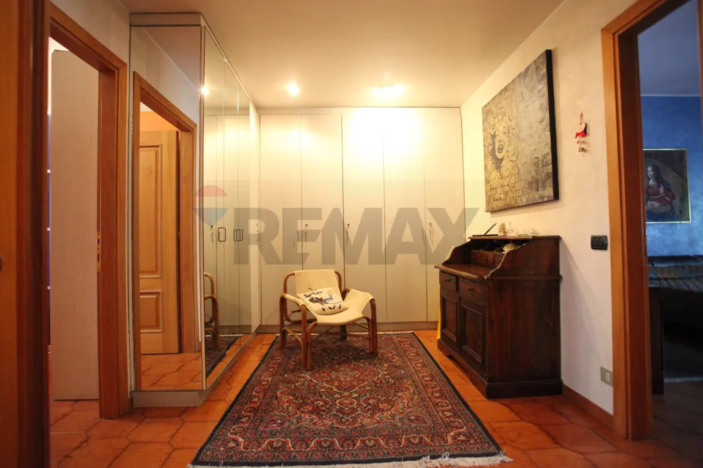 Esik - Spacious Apartment with Terrace in Gorle