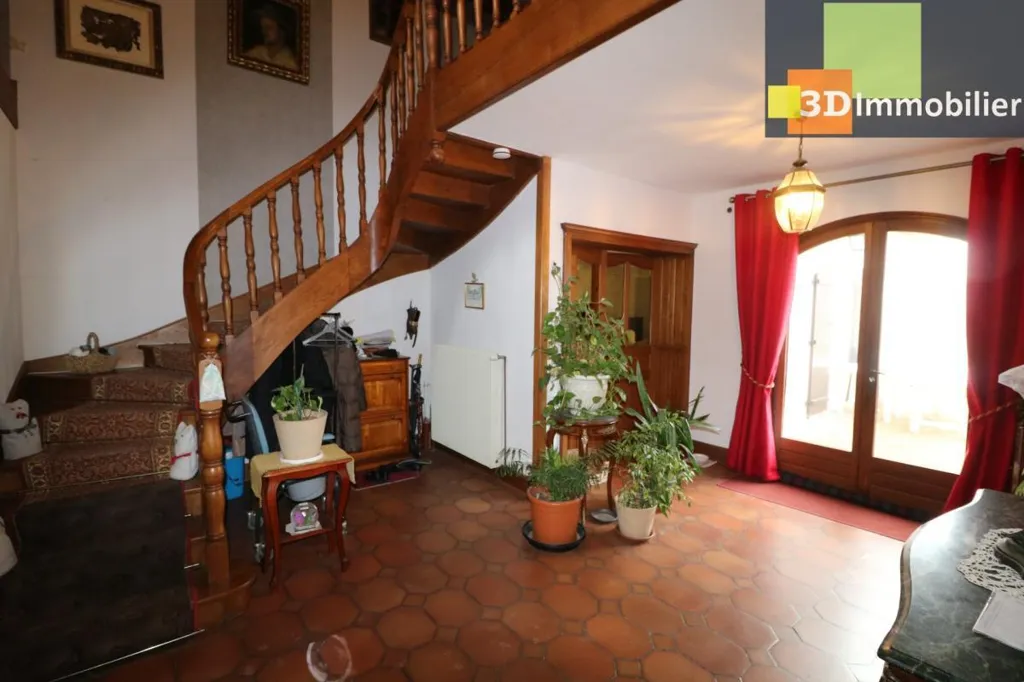 Séjour - Maison de Campagne avec Piscine et Jardin à Dole