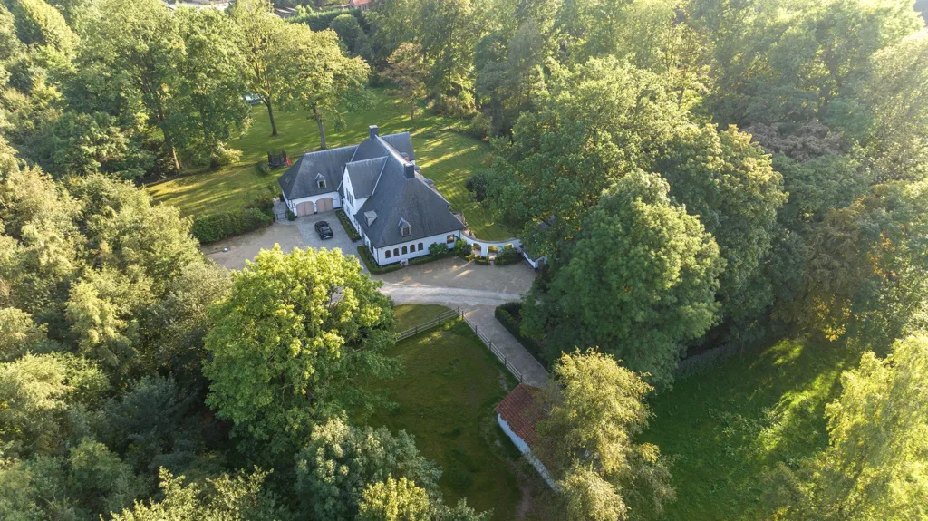 Vue aérienne - Villa Rénovée avec Jardin à Turnhout
