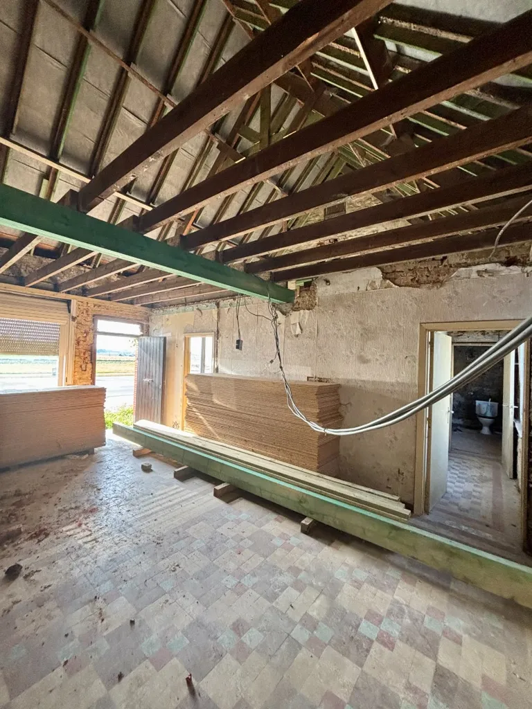 Pièces - Maison à Rénover avec Vue Campagne à Ledegem