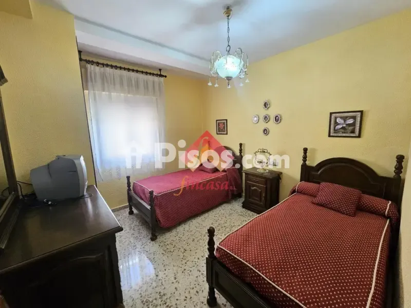 Bedrooms - Spacious Apartment with Terrace on Avenida Málaga