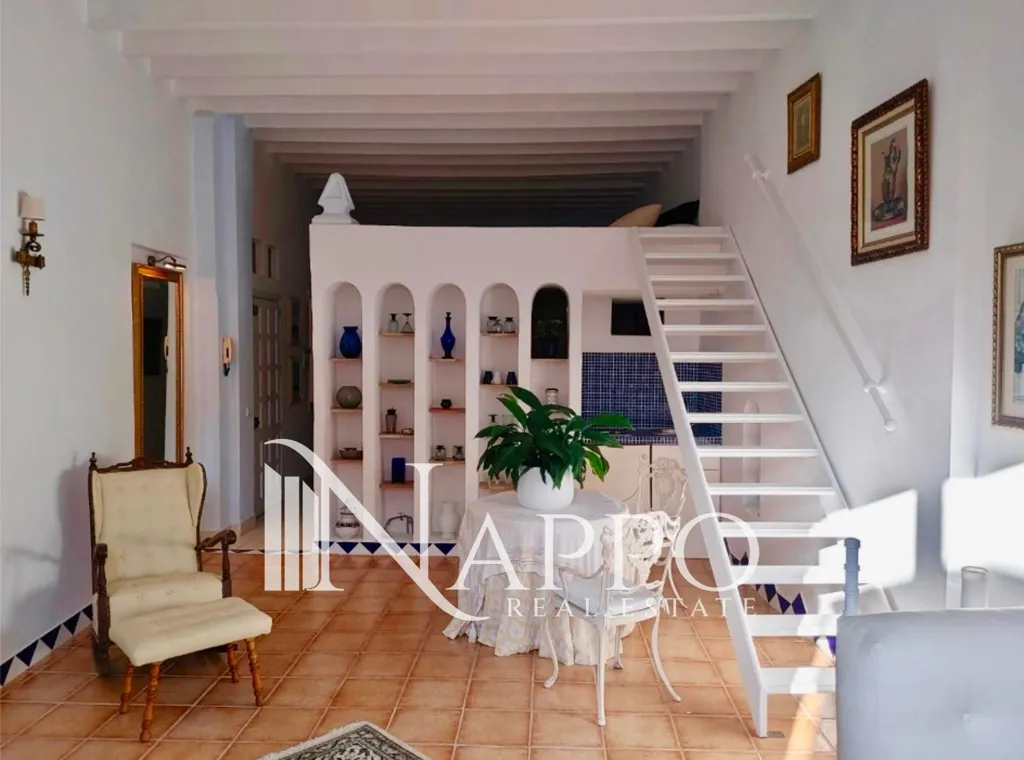 Elutuba - Chalet with Sea View Terraces in Palma