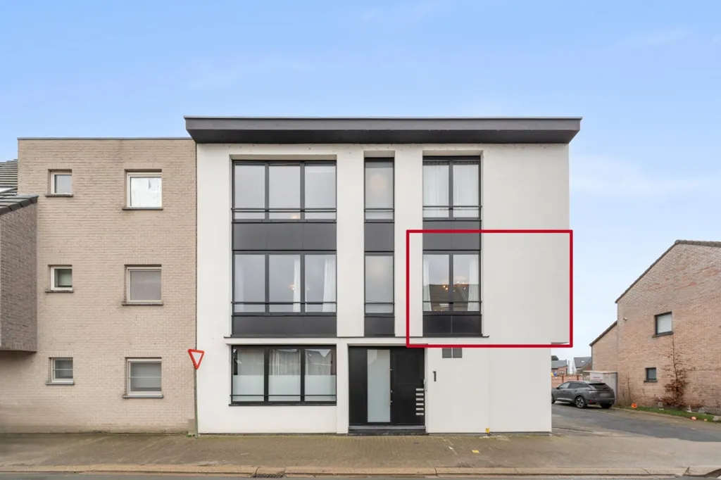 Exterior - Semi-Open Apartment with Parking in Buggenhout