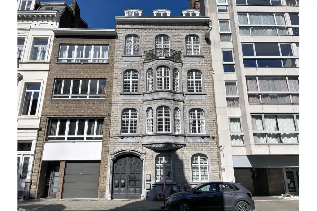 Exterior - Duplex Apartment with Garden in Ixelles