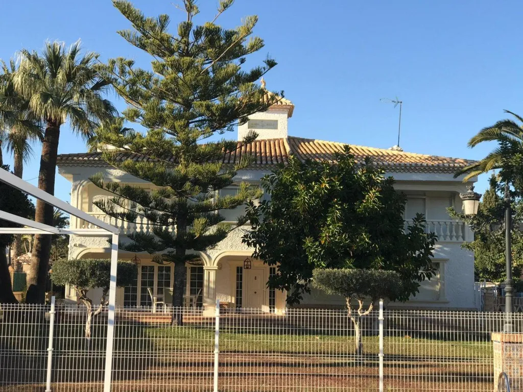 Välivaade - Villa with Pool in Cabo Roig, Orihuela