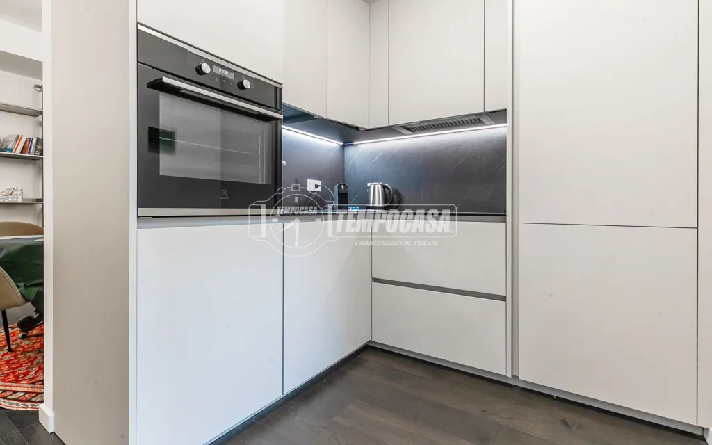 Cuisine - Bright Apartment with Balcony in Milan