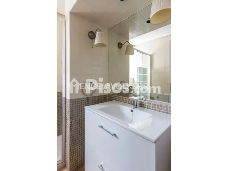 Salles de bain - Reformed Apartment with Pool in Salamanca