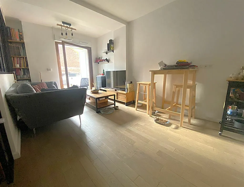 Soggiorno - Studio with Terrace in Suresnes Carnot