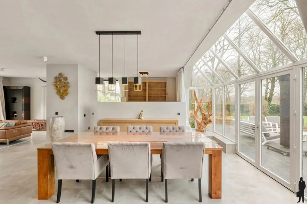 Salle à manger - Villa Luxueuse avec Vue sur les Champs à Kalmthout