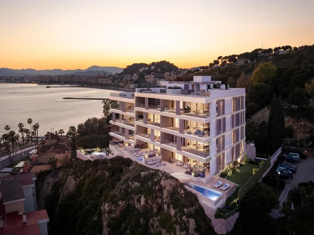 Õhuvaade - Contemporary Villa with Pool in Malaga Este