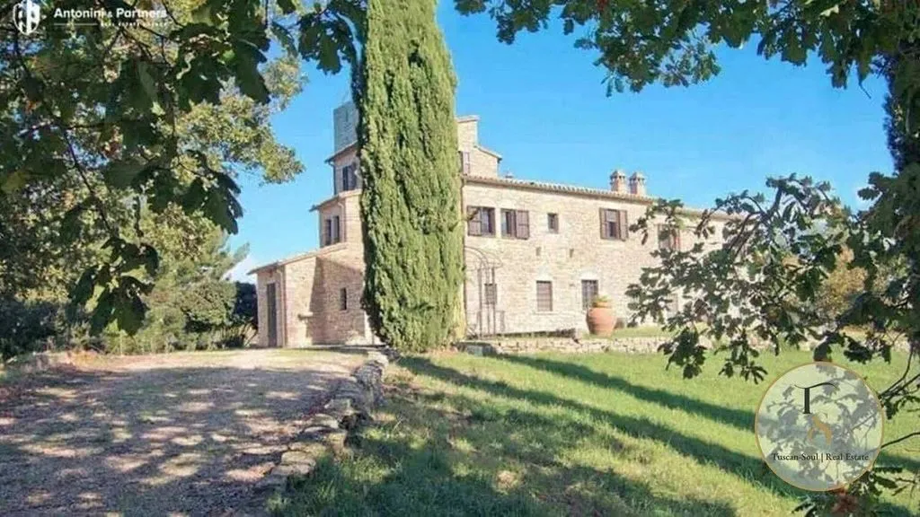Esterno - Medieval Castle Villa with Pool in Baschi, Umbria