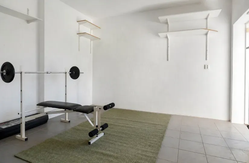 Rooms - Stonework Villa with Pool in Skegrie
