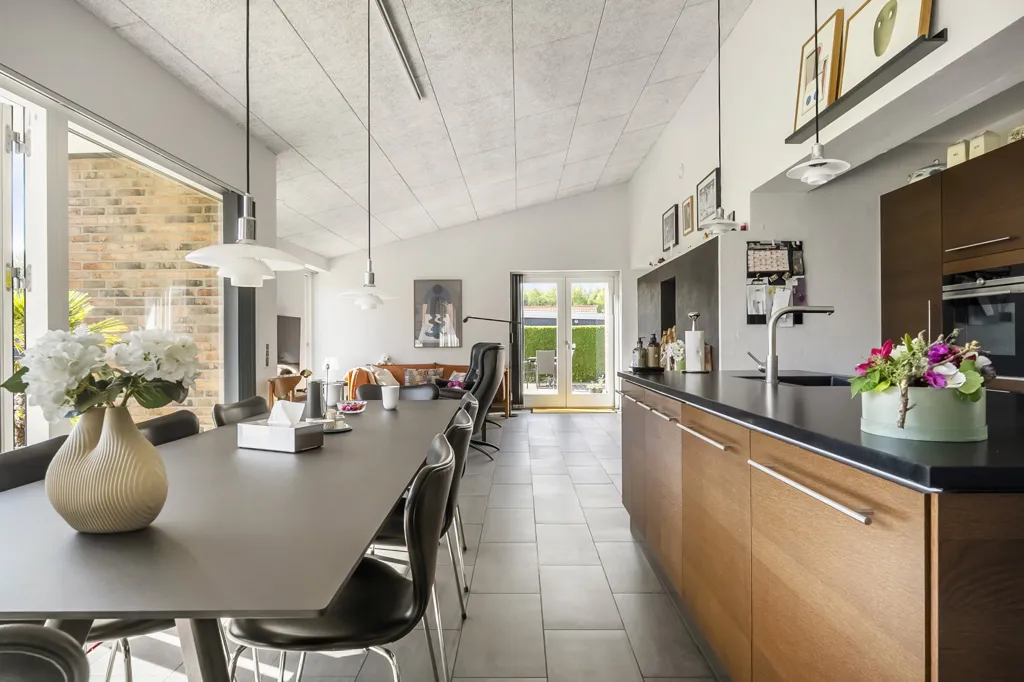 Kitchen - Modern Luxury Villa with Spa in Juelsminde
