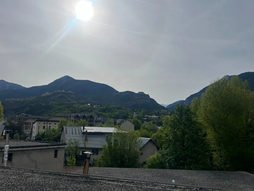 Balcon - Appartement 3 pièces avec vue dégagée à Briançon
