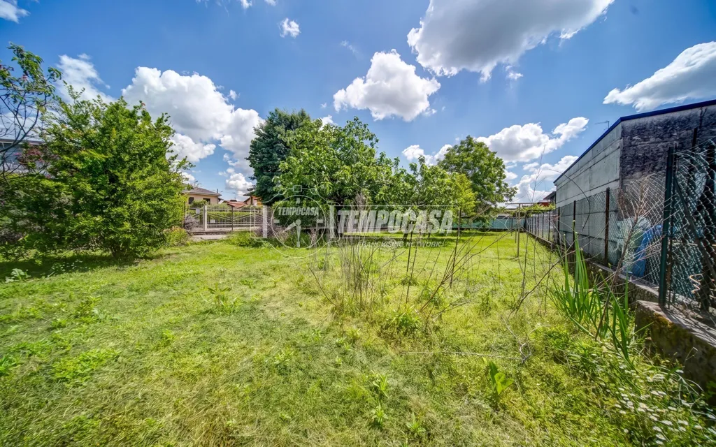 Jardin - Bifamiliar Villa with Garden in Somma Lombardo