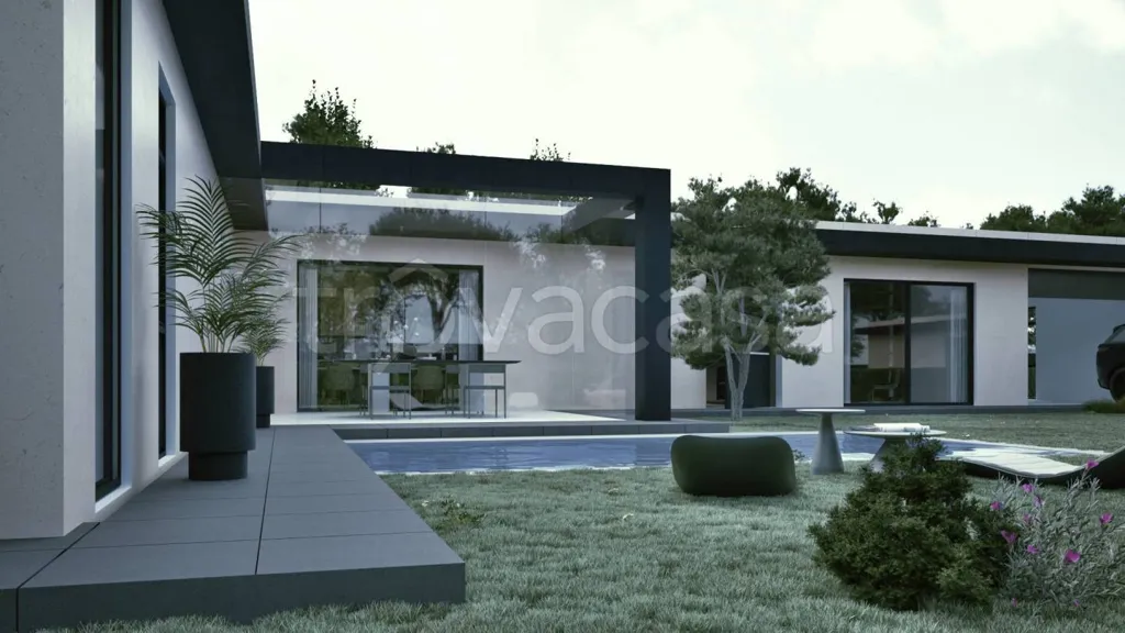 Luxury Villa with Pool in Turin