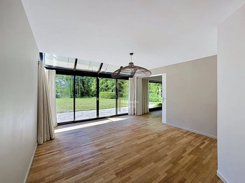 Living Room - Architect's House with Garden in Croix