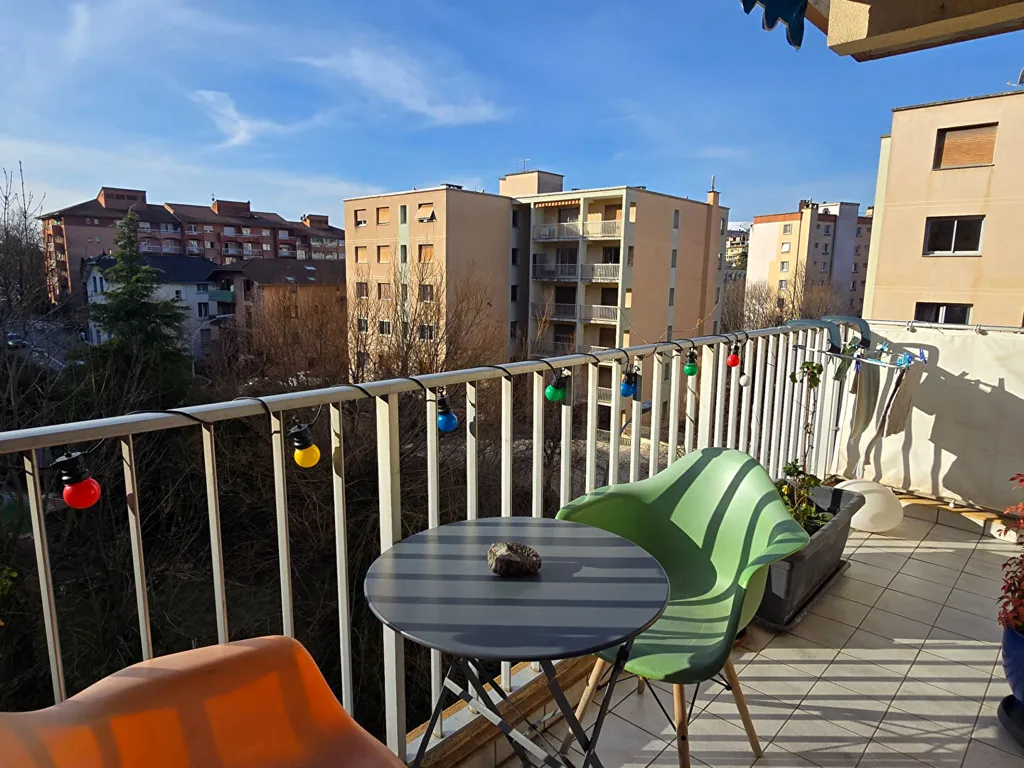 Balcon - Appartement 3 Pièces avec Balcon à GAP