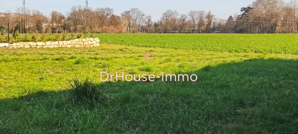 Aed - Constructible Plot with South Orientation in Saint-Bernard
