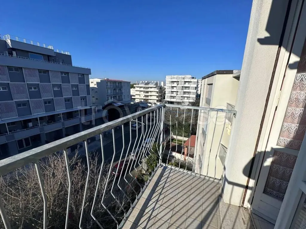 Rõdu - Fourth Floor Apartment with Sea View in Comacchio