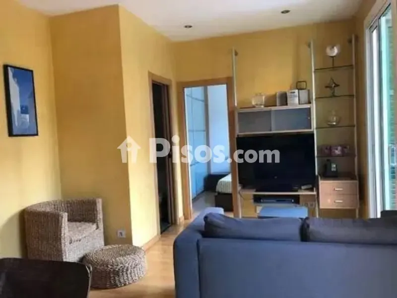 Elutuba - Bright Apartment with Balcony in La Dreta de L'Eixample