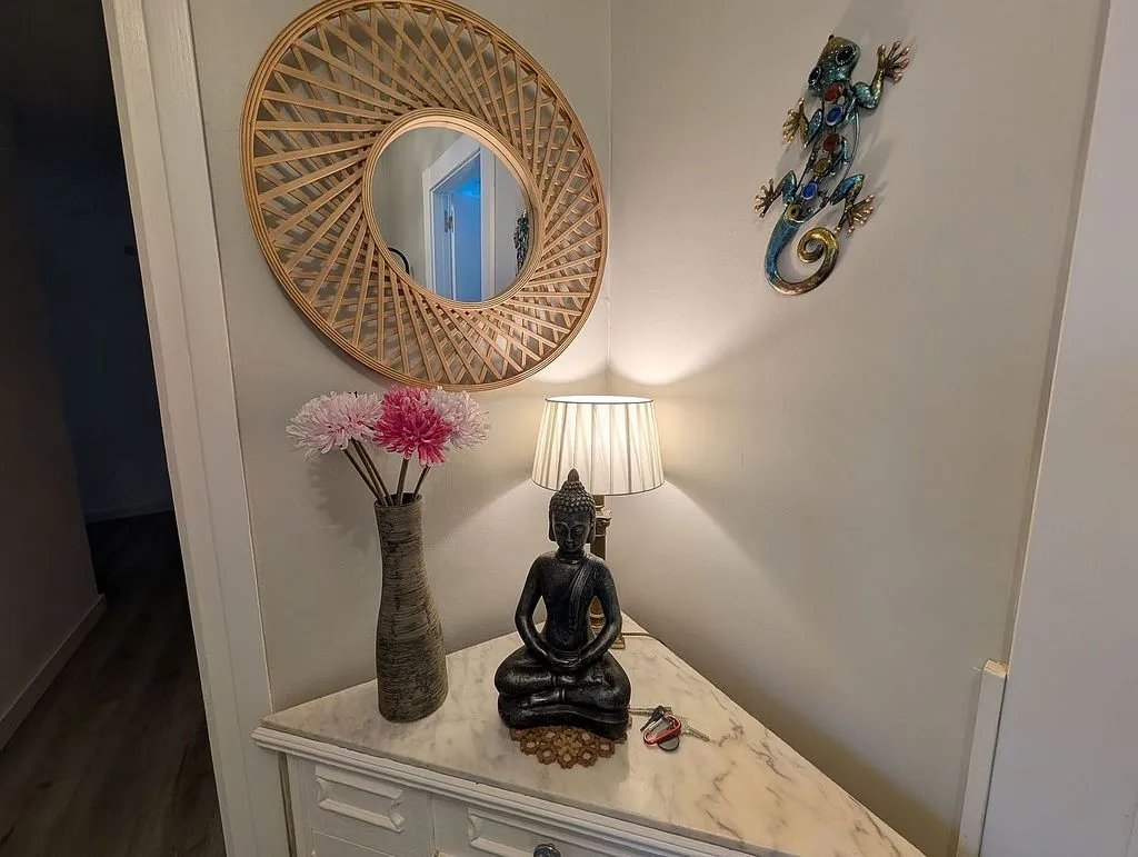 hallway_entrance