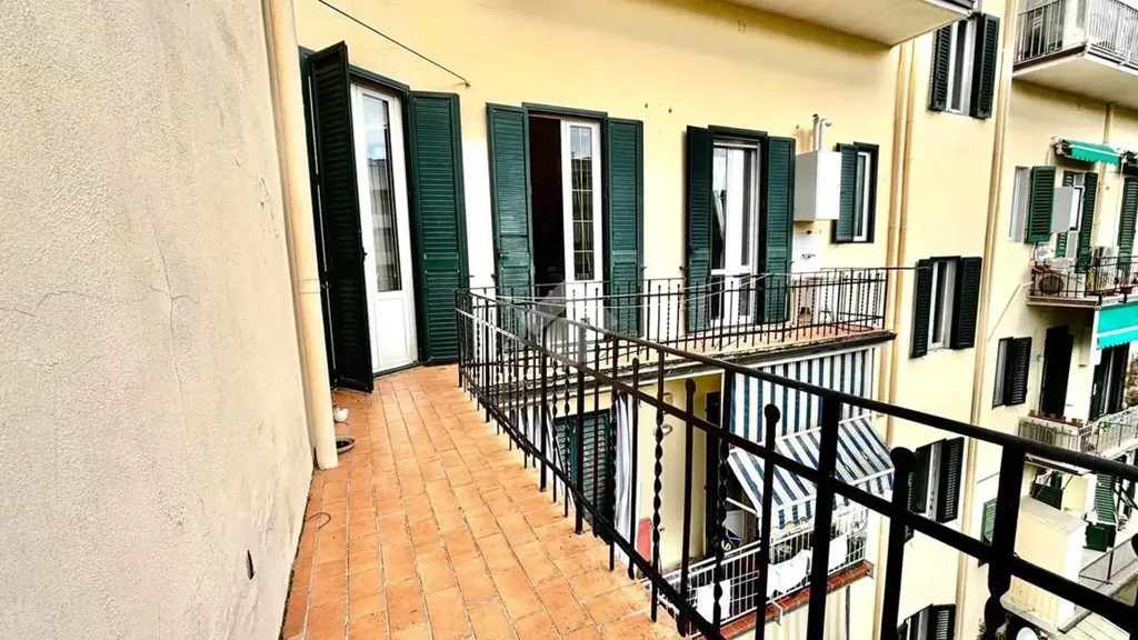 Balcon - Period Apartment with Balcony in Florence