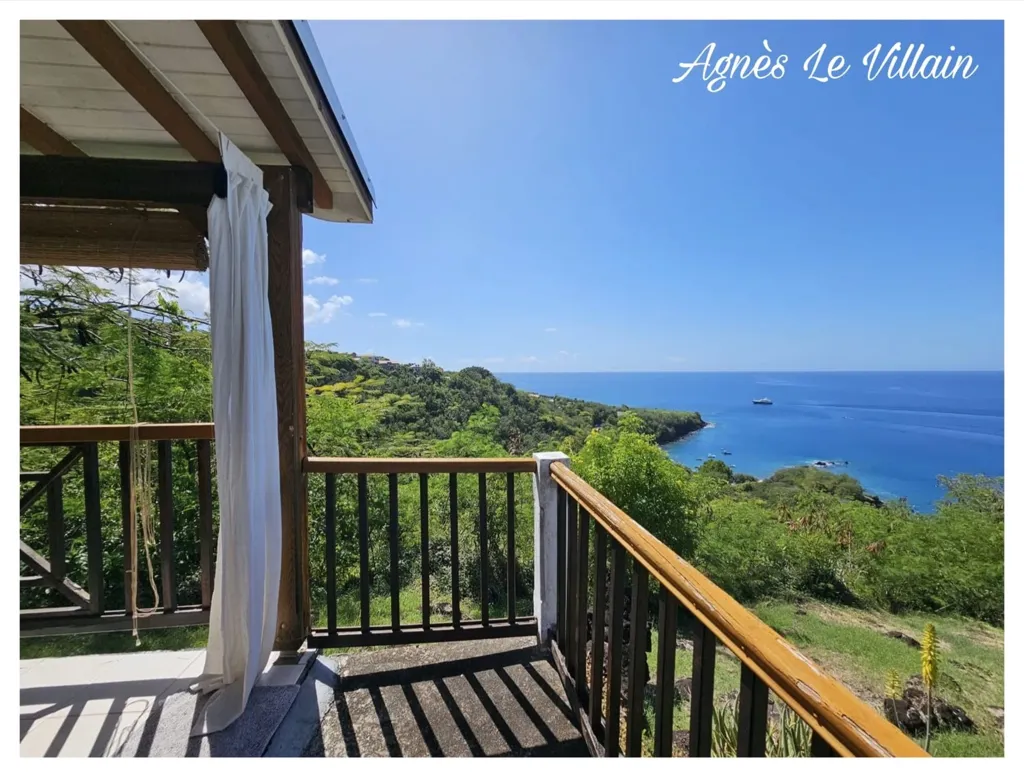 Terrasse - Maisonnette T2 Vue Mer avec Piscine en Copropriété