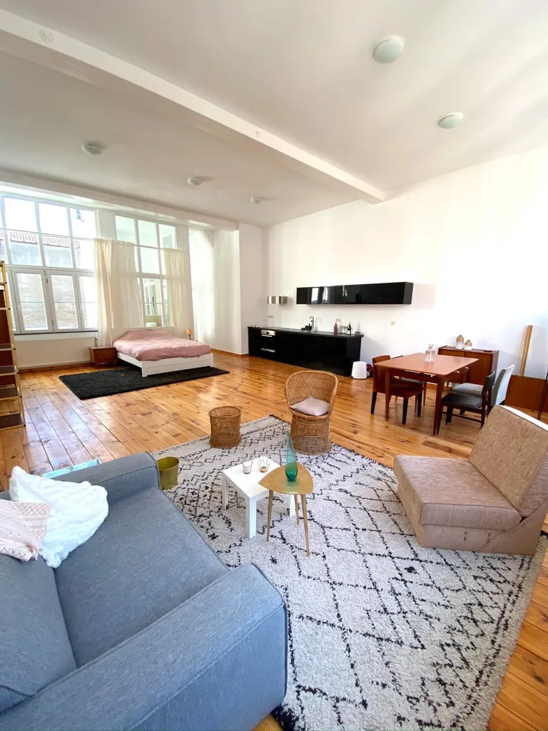 Elutuba - 1BR Loft with Large Windows in Saint-Gilles