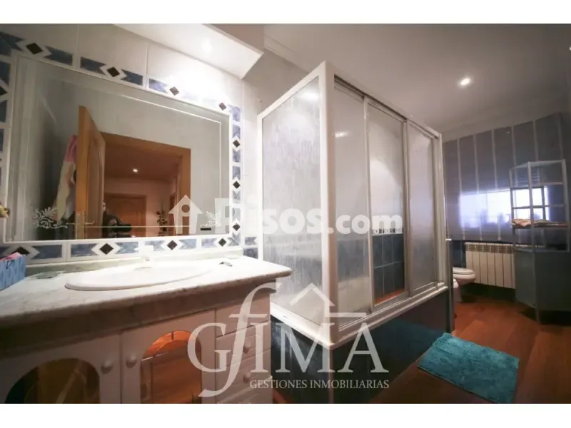 Salles de bain - Spacious House with Pool in Tomelloso
