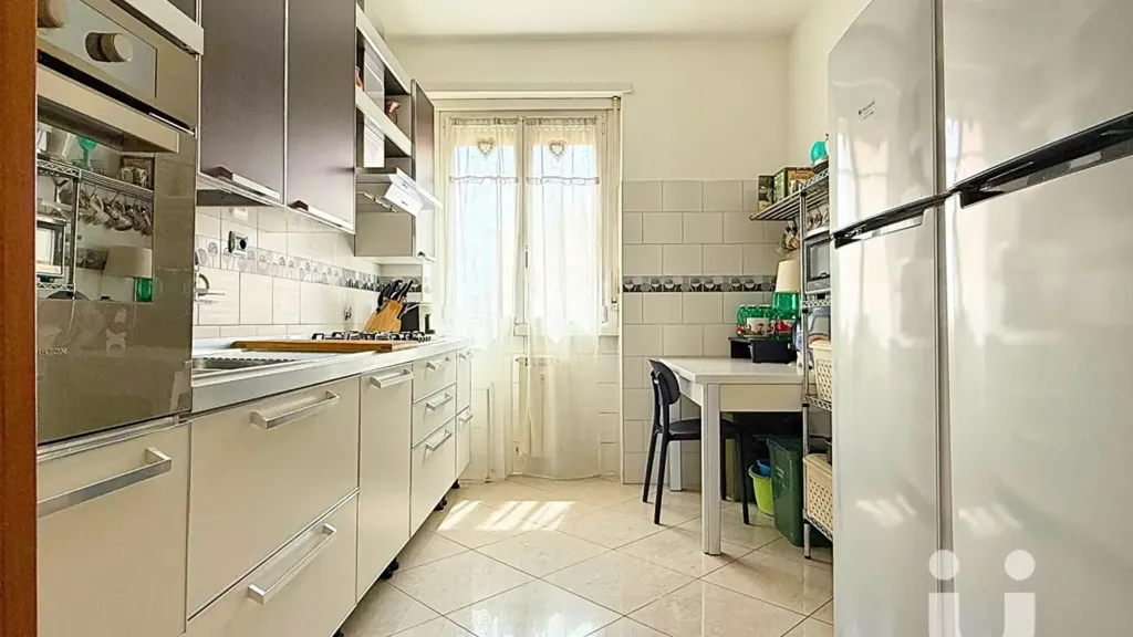 Kitchen - 3-Bedroom Apartment with Balcony in Conca d'Oro, Rome