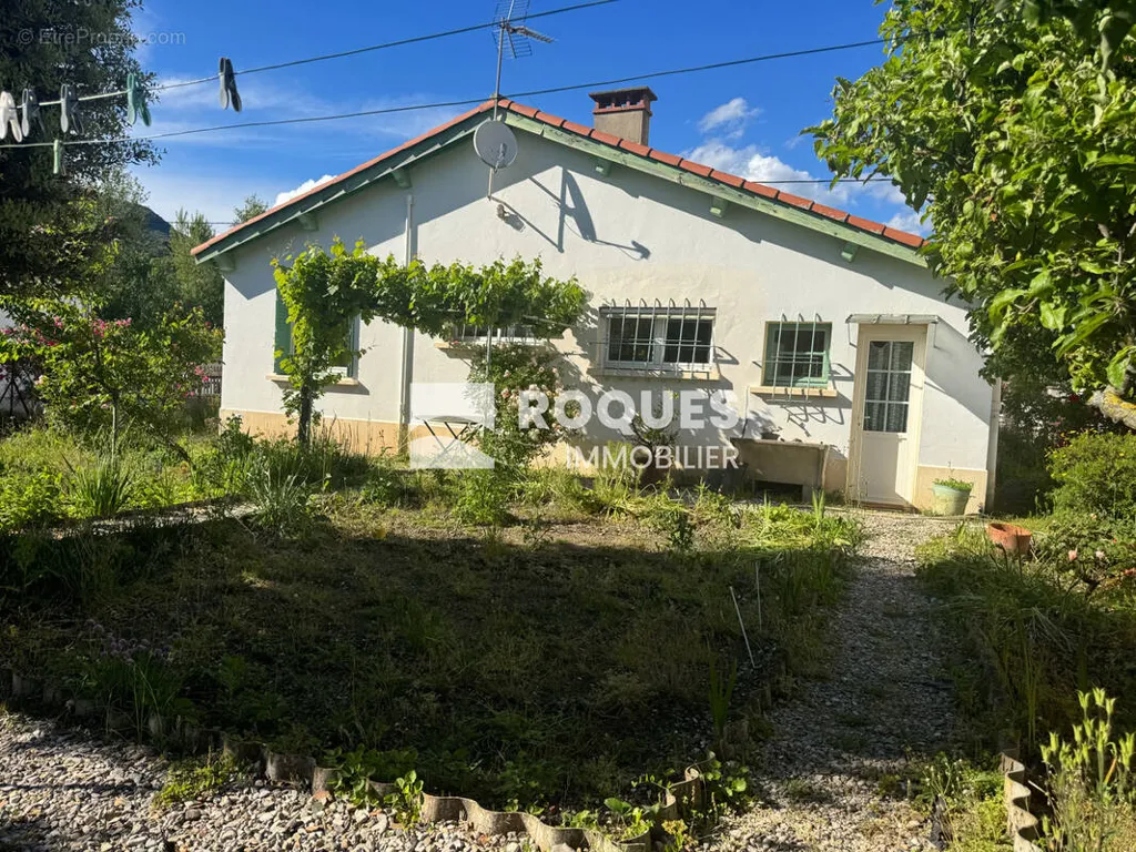 Extérieur - Villa de Plain-Pied avec Jardin à Lodève