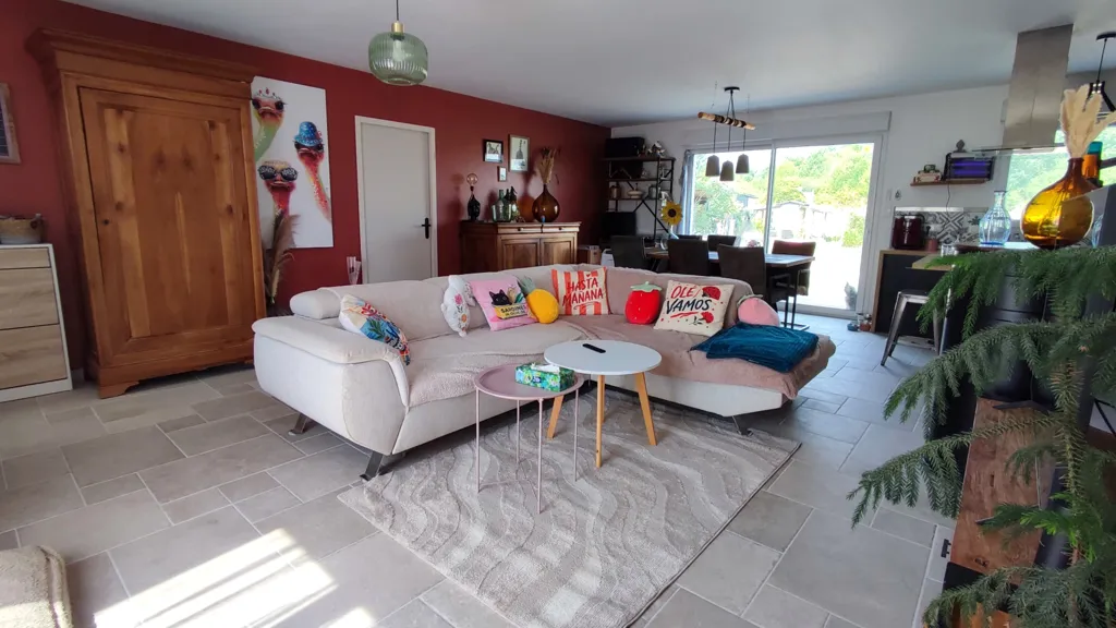 Séjour - Maison de Plain-Pied avec Piscine à Brizambourg