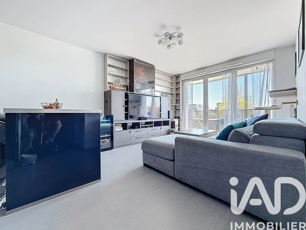 Elutuba - Apartment with Terrace in Bondoufle