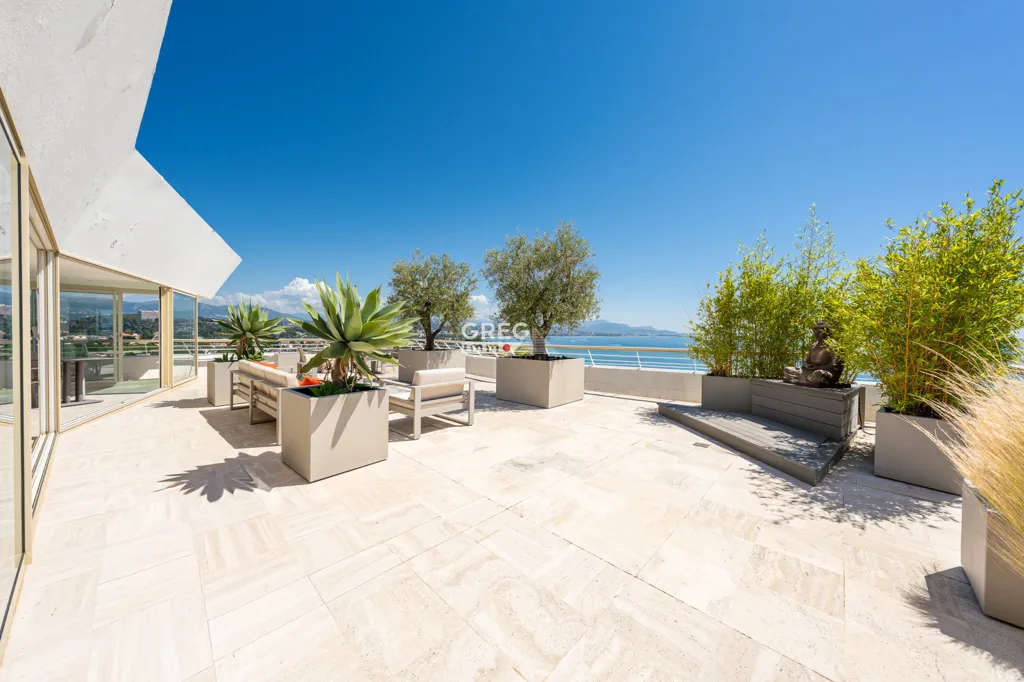 Terrazza - Panoramic Sea View Penthouse in Nice Marina