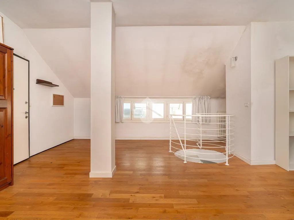 Toad - Panoramic Penthouse with Terrace in Turin