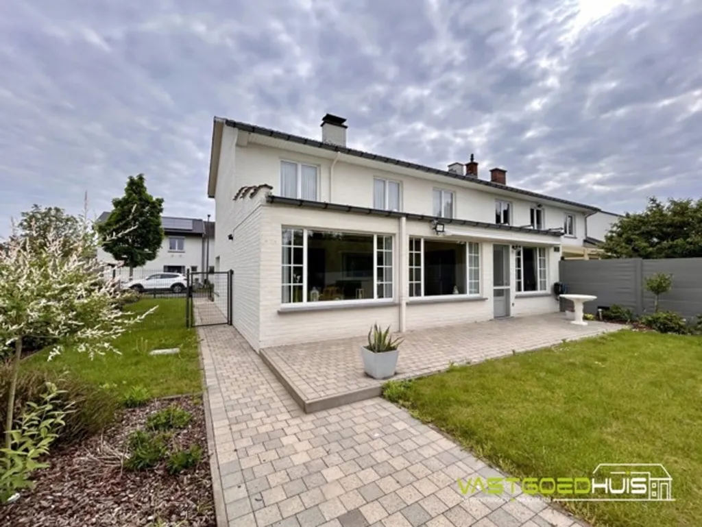 Maison 4 chambres à Ninove