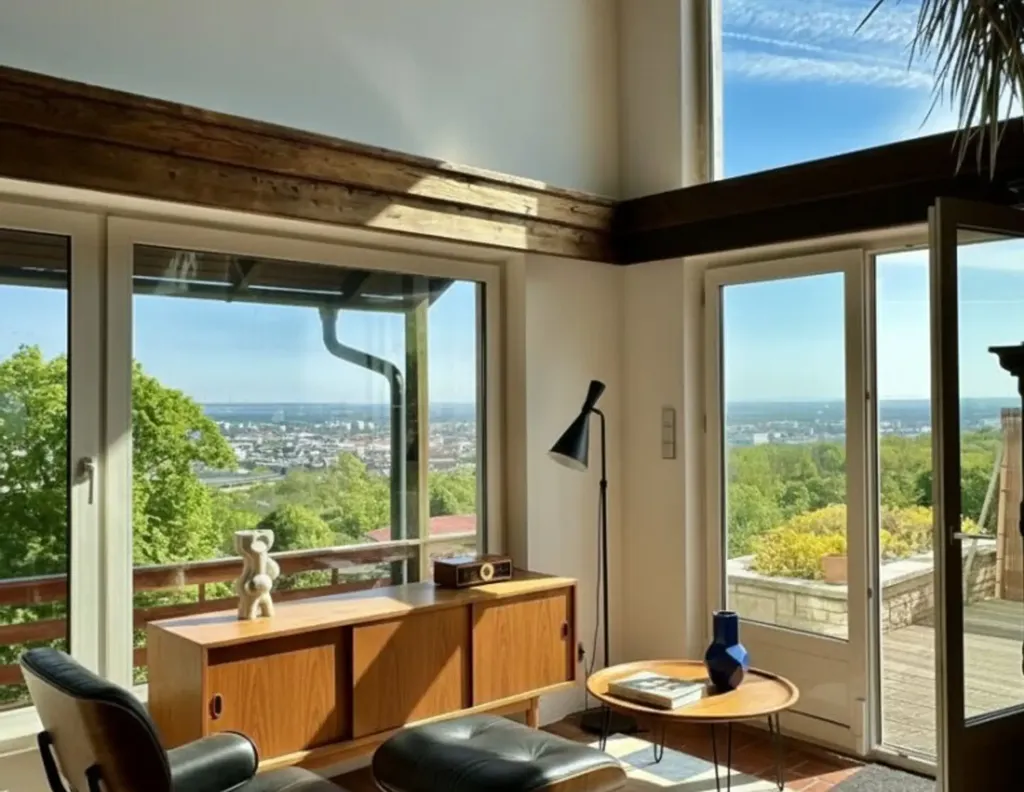 Elutuba - Contemporary Home with Panoramic View in Vienna South