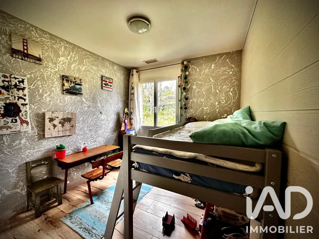 Chambres - Maison Familiale avec Piscine à Eycheil