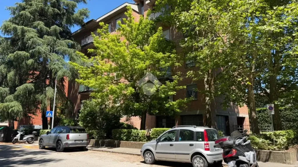 Välivaade - Armed Two-Bedroom Apartment in Castenaso Centre