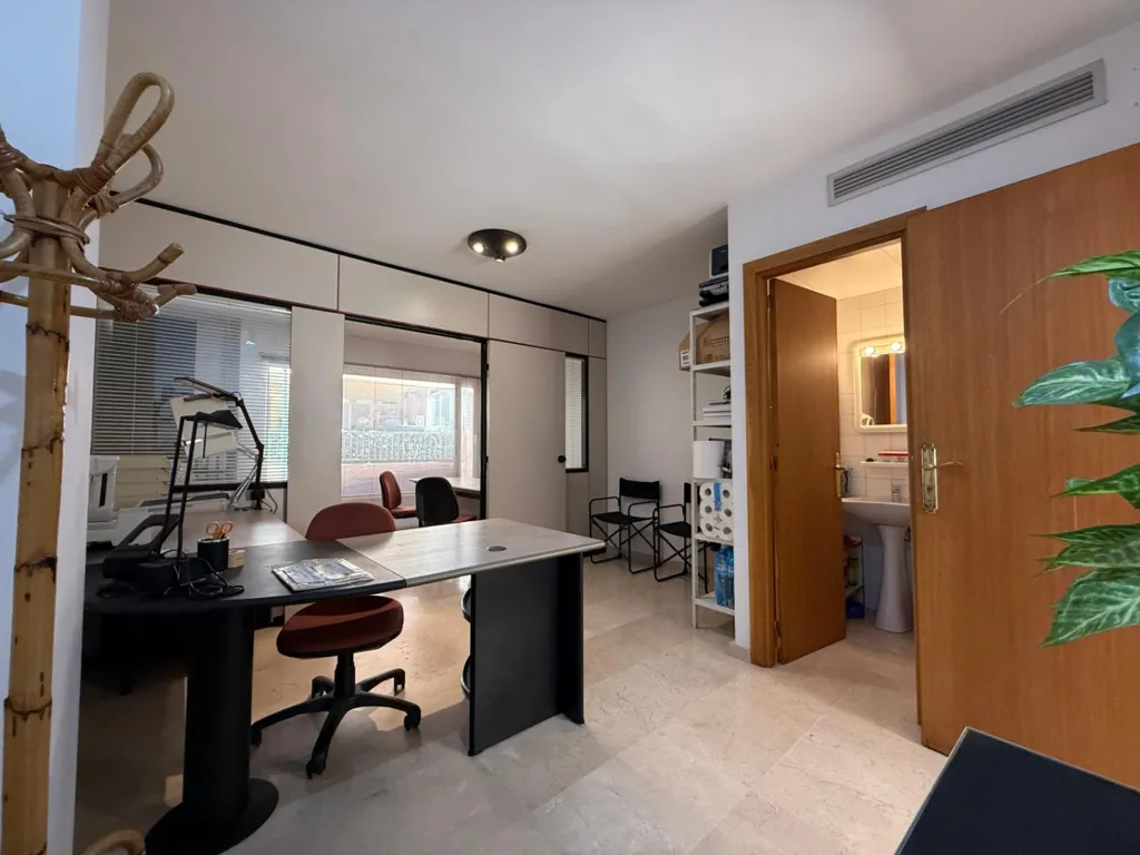 Studio - Office with Lift in Ibiza City Centre