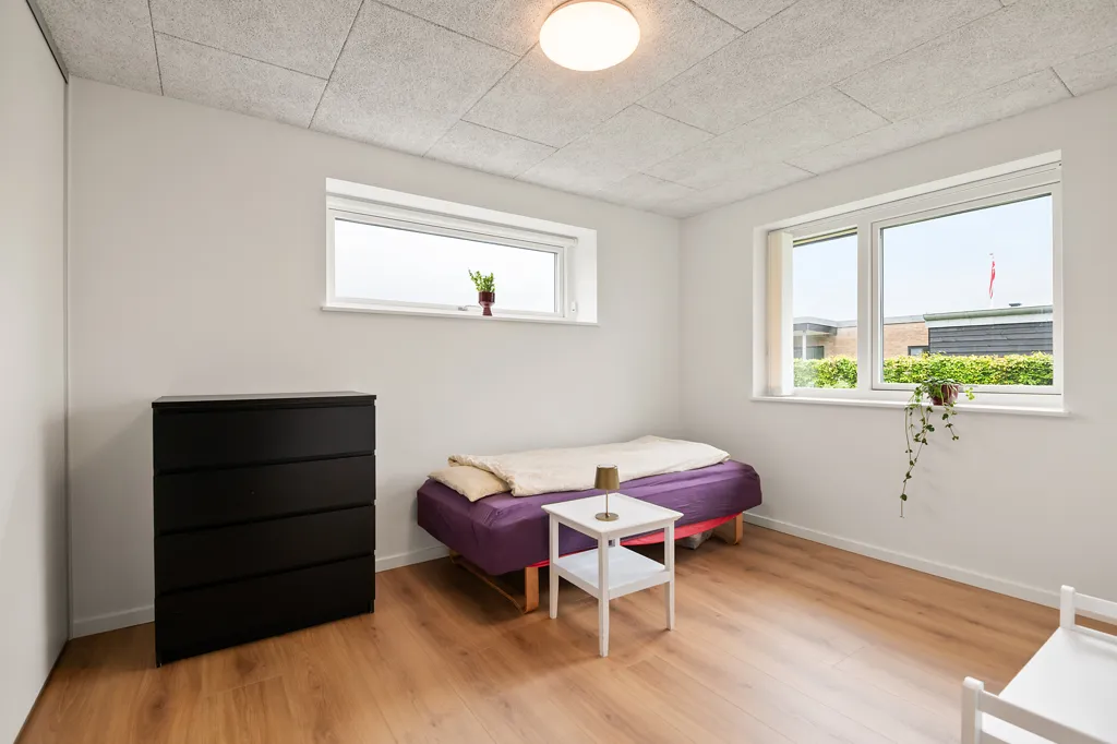 Bureau - Modern Villa with Garden near Herning